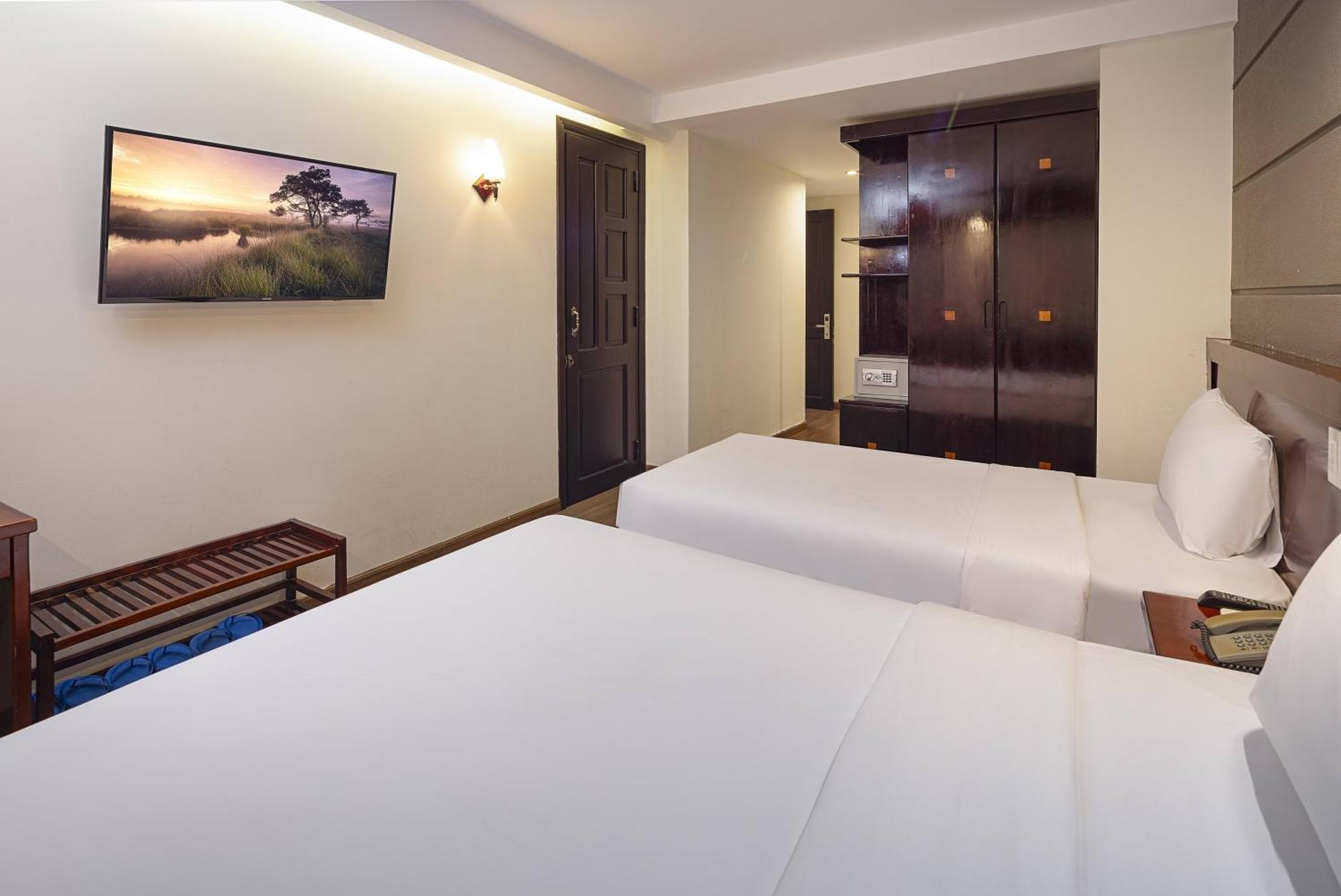 Wintersea Hotel Nha Trang Esterno foto