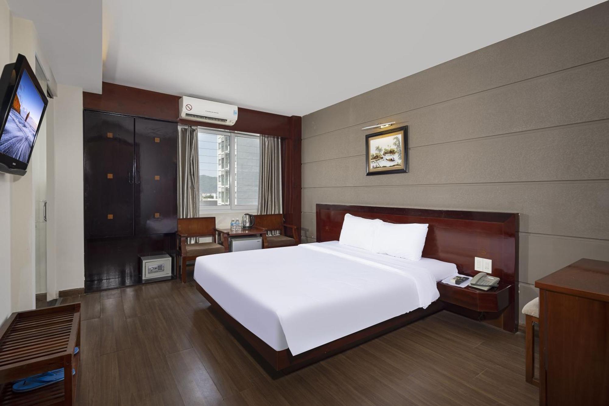 Wintersea Hotel Nha Trang Esterno foto