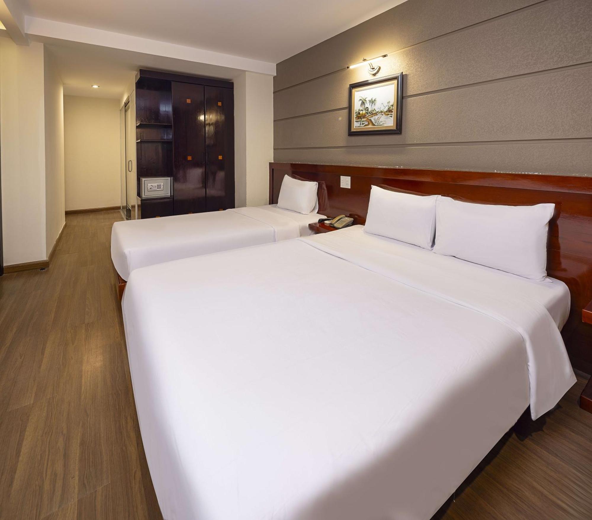 Wintersea Hotel Nha Trang Esterno foto