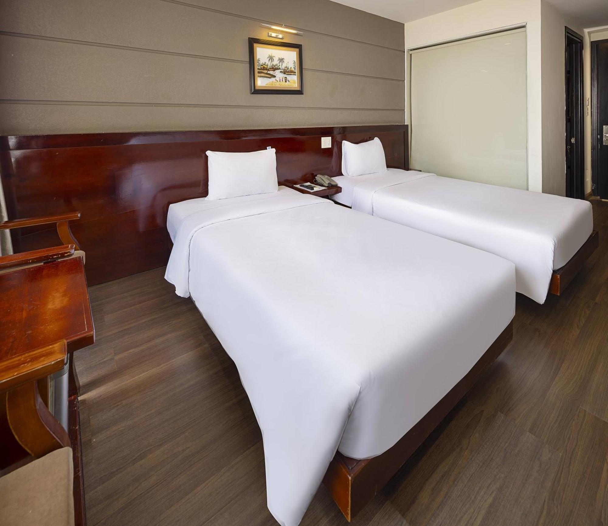 Wintersea Hotel Nha Trang Esterno foto