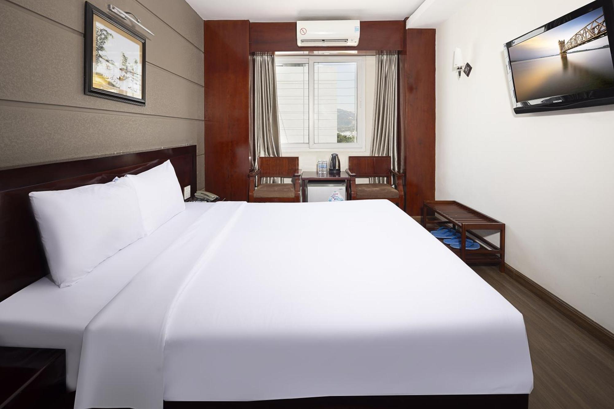 Wintersea Hotel Nha Trang Esterno foto